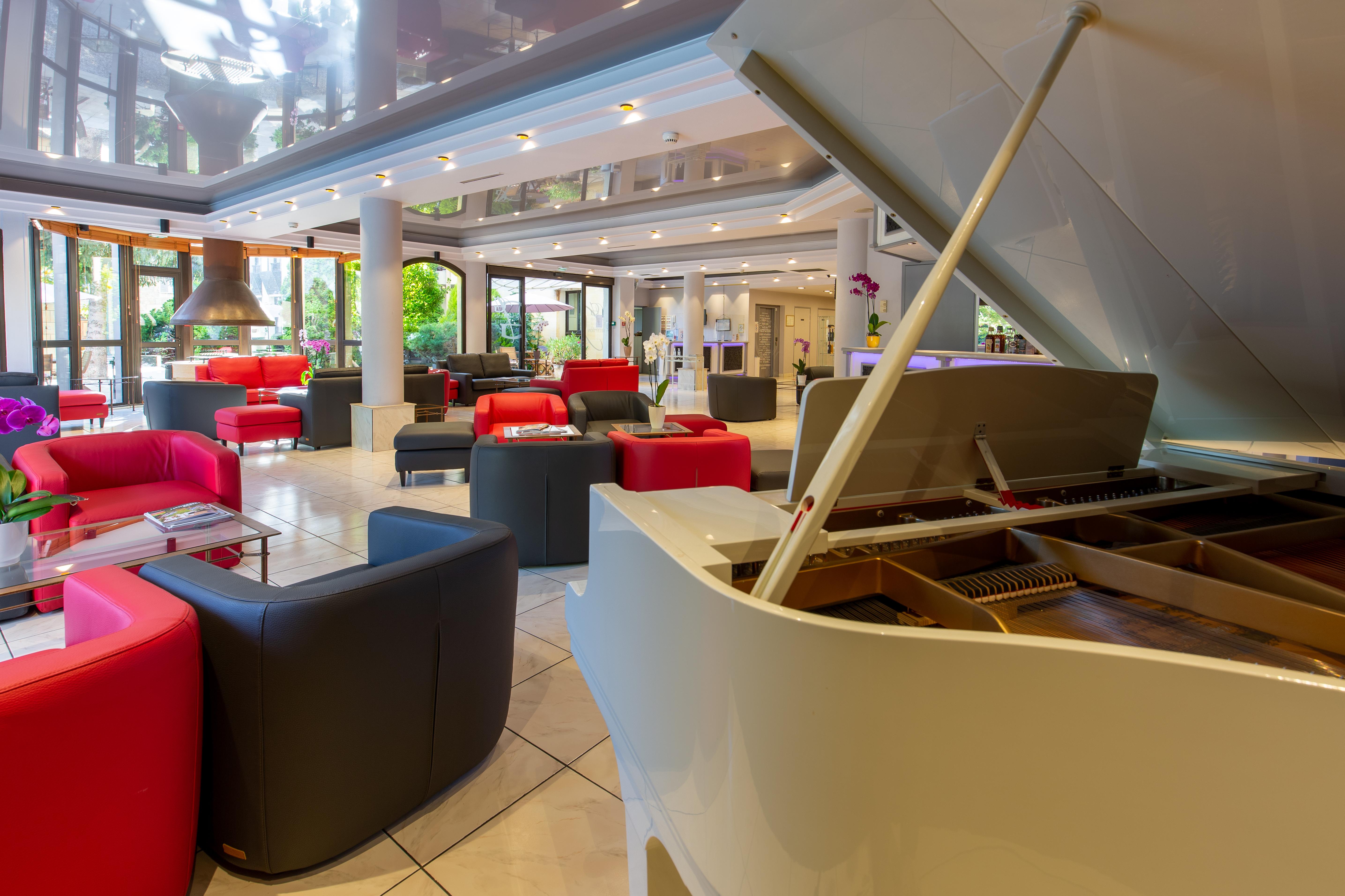 Au Grand Hotel De Sarlat - Pavillon De Selves Екстериор снимка