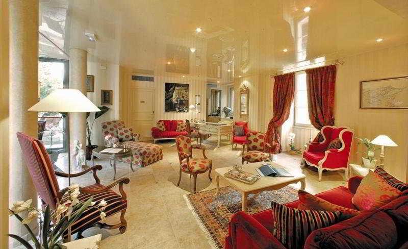 Au Grand Hotel De Sarlat - Pavillon De Selves Екстериор снимка